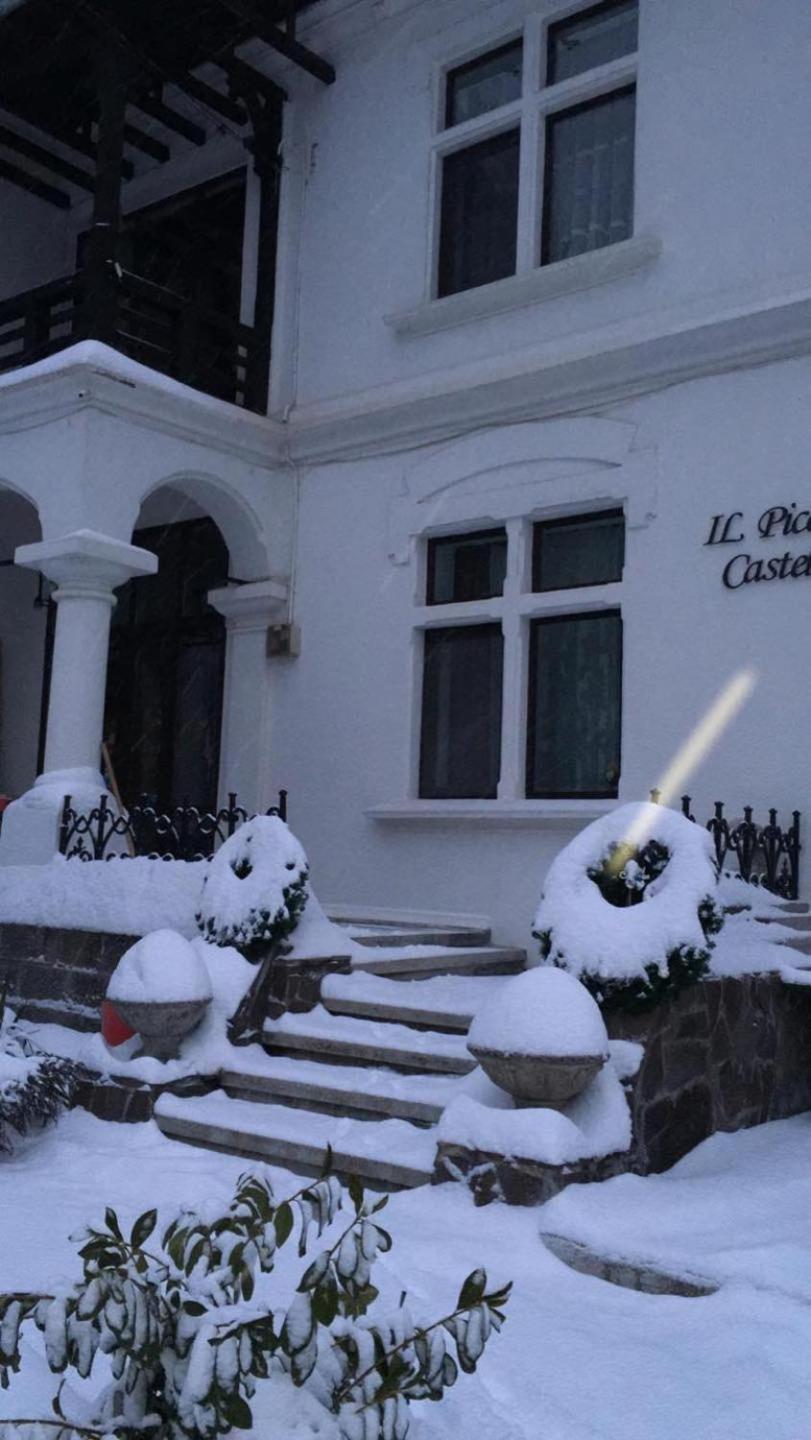 Il Piccolo Castello Buşteni Exterior foto