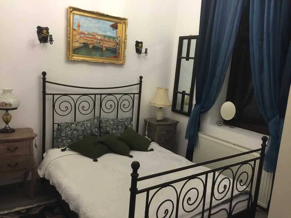 Il Piccolo Castello Buşteni Quarto foto